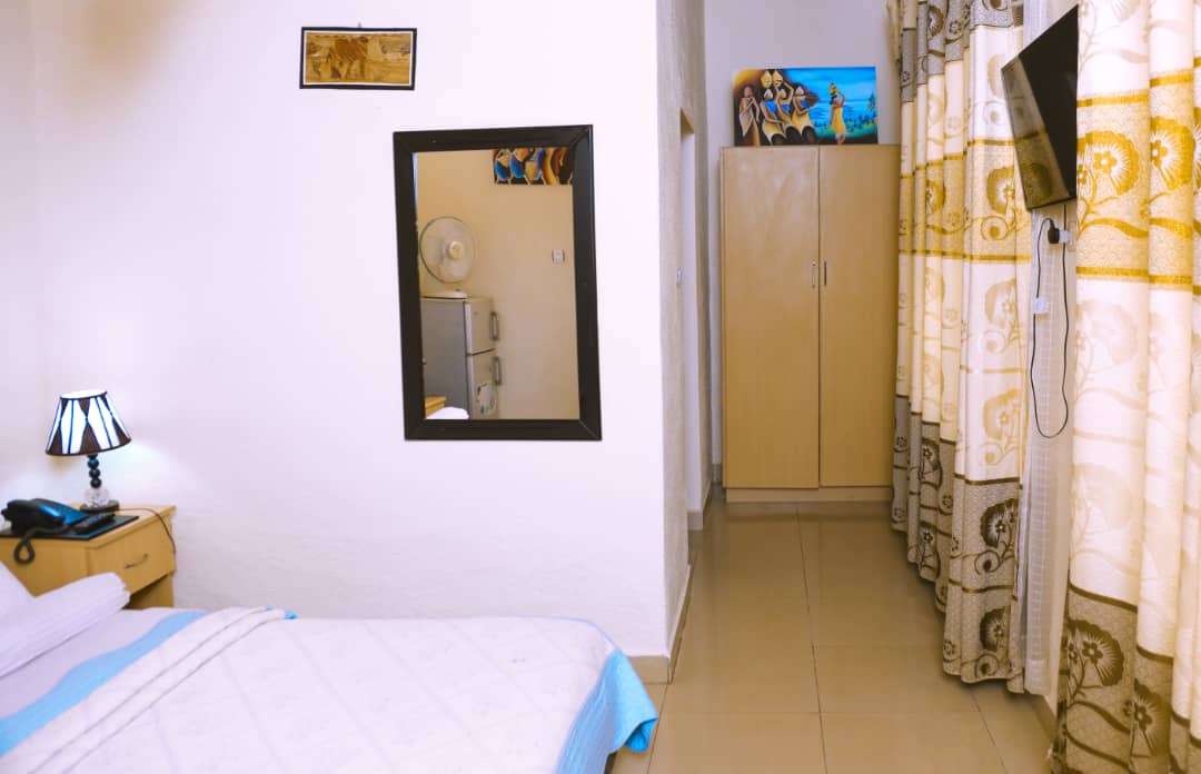 Queen room 4
