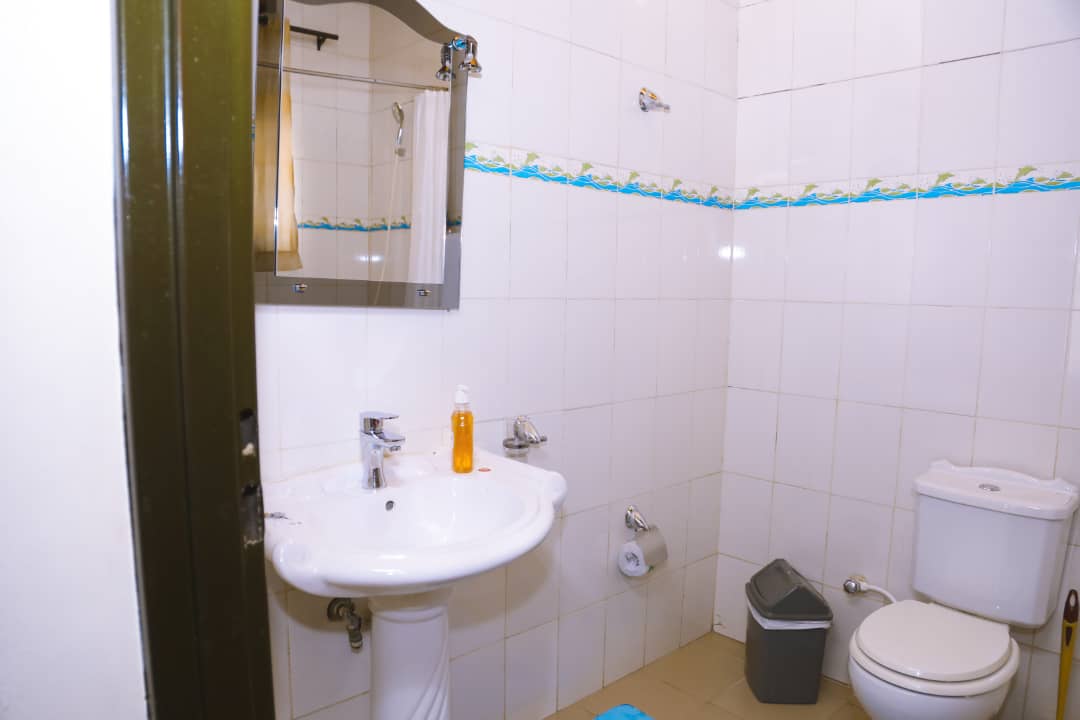 Queen room 6